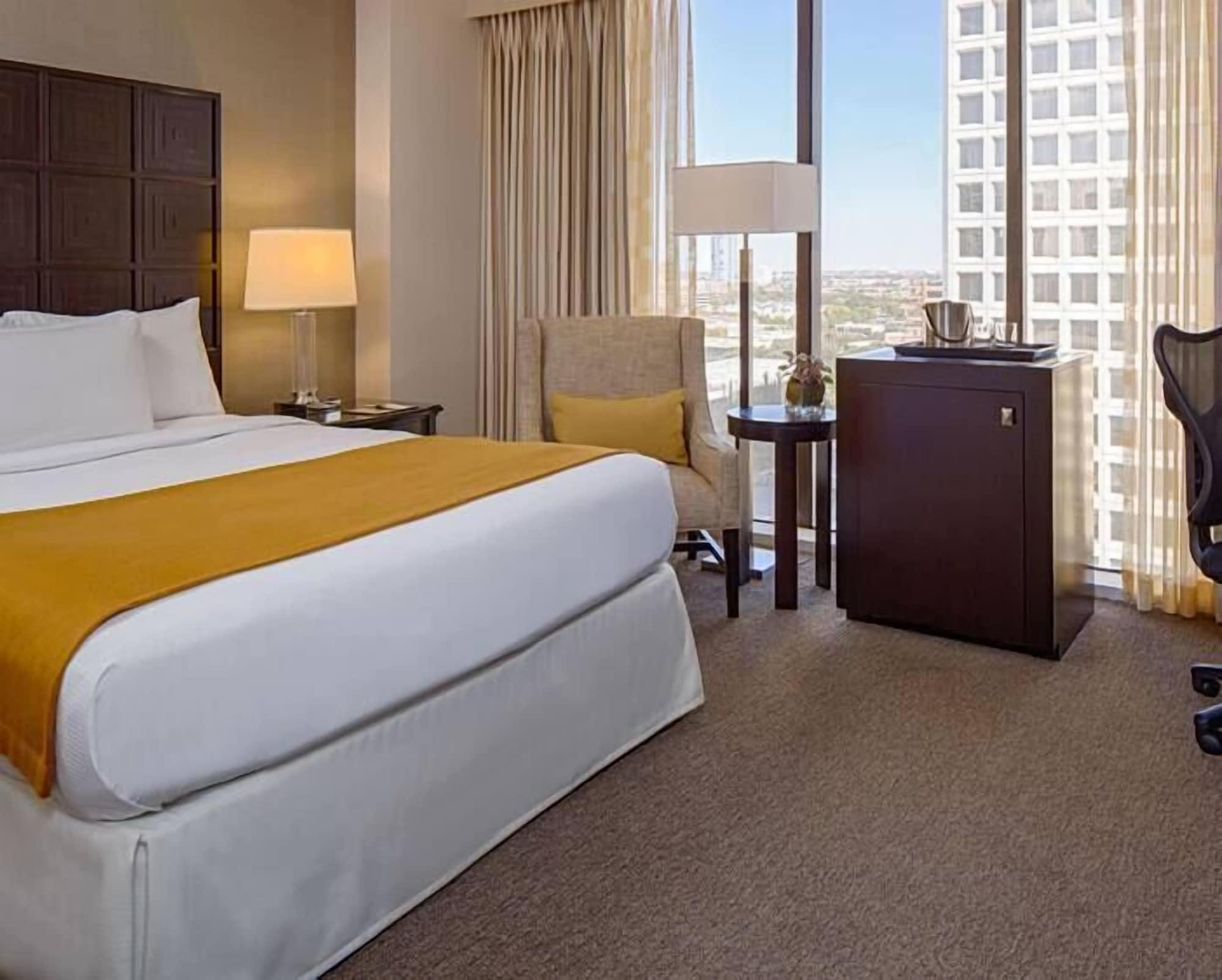 Doubletree By Hilton Hotel Houston Greenway Plaza Exteriér fotografie