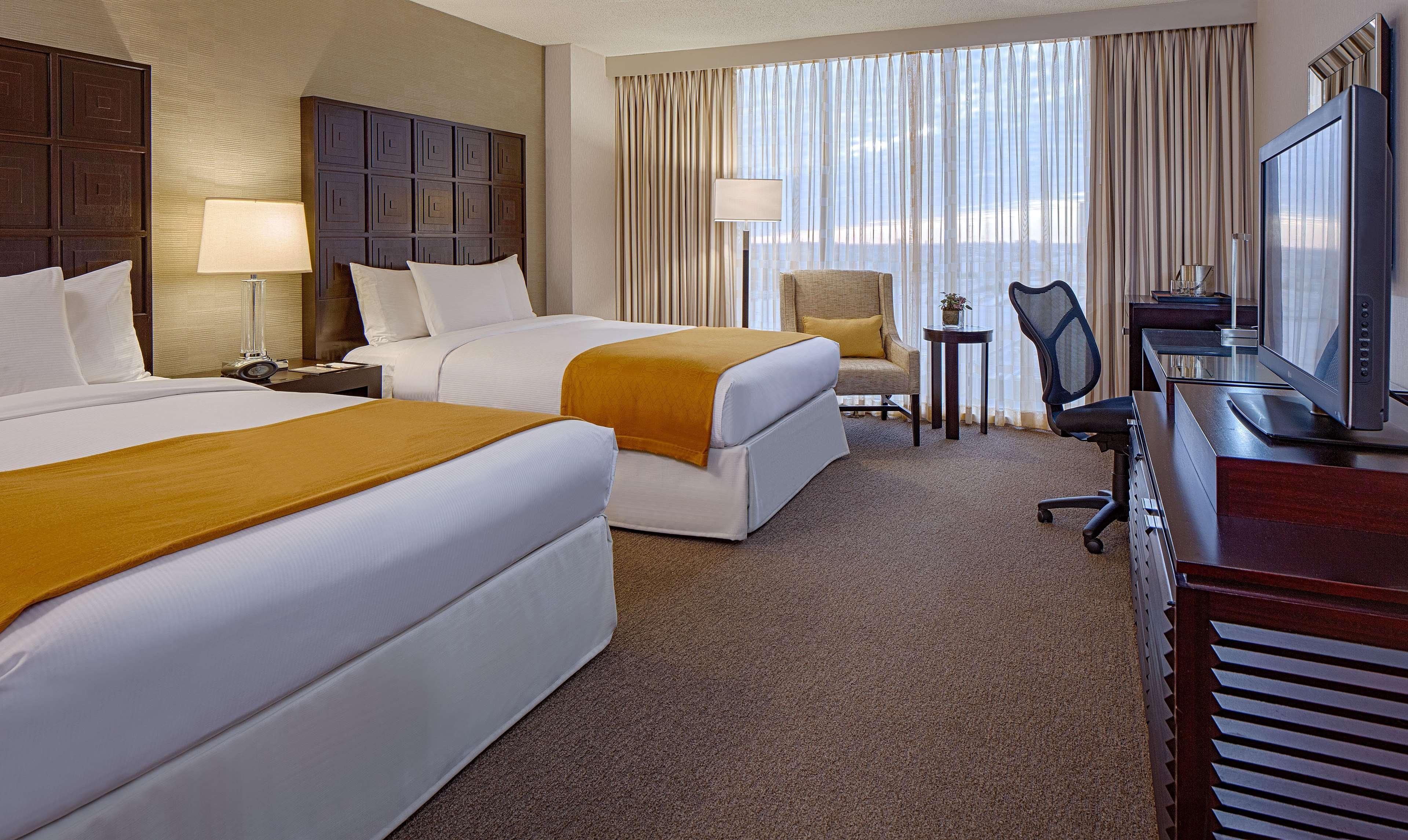 Doubletree By Hilton Hotel Houston Greenway Plaza Exteriér fotografie