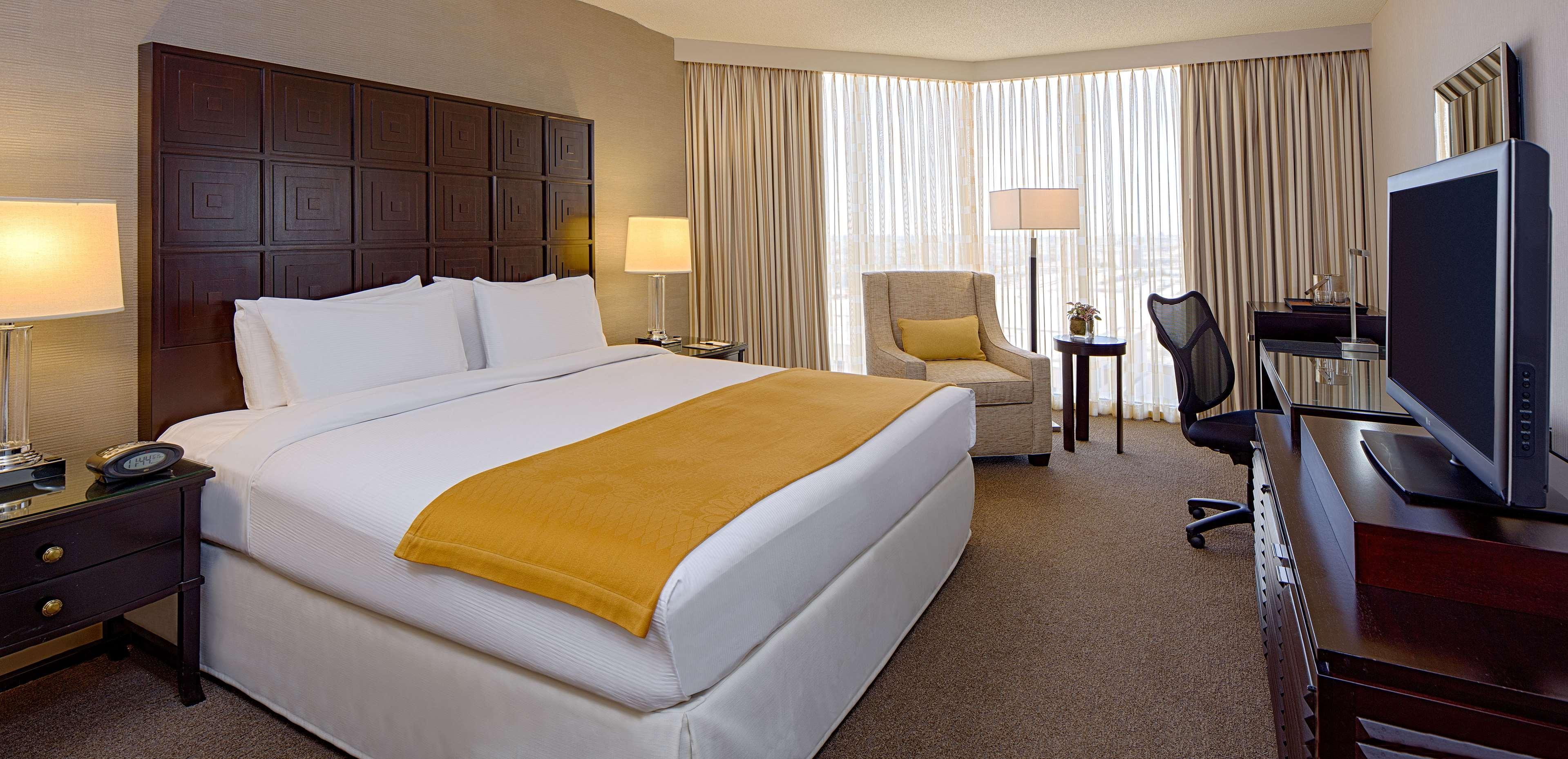 Doubletree By Hilton Hotel Houston Greenway Plaza Exteriér fotografie