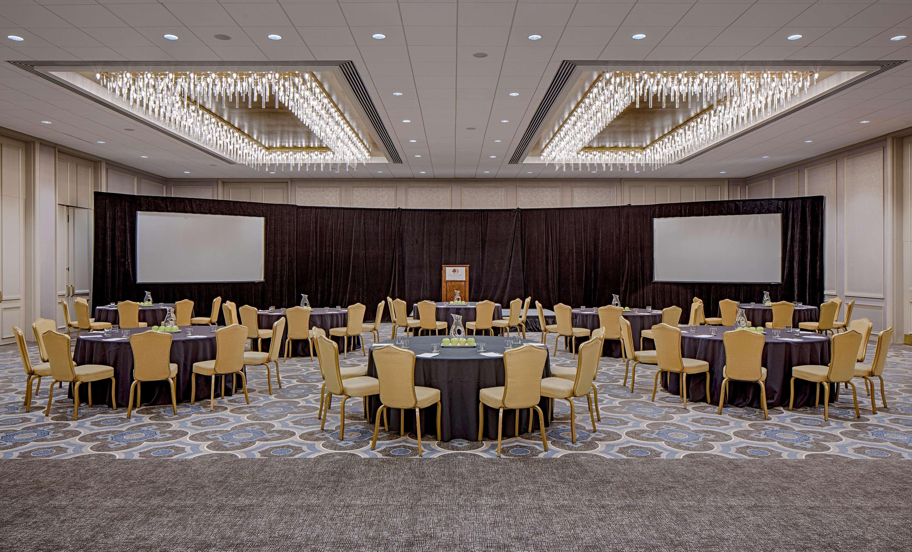 Doubletree By Hilton Hotel Houston Greenway Plaza Exteriér fotografie