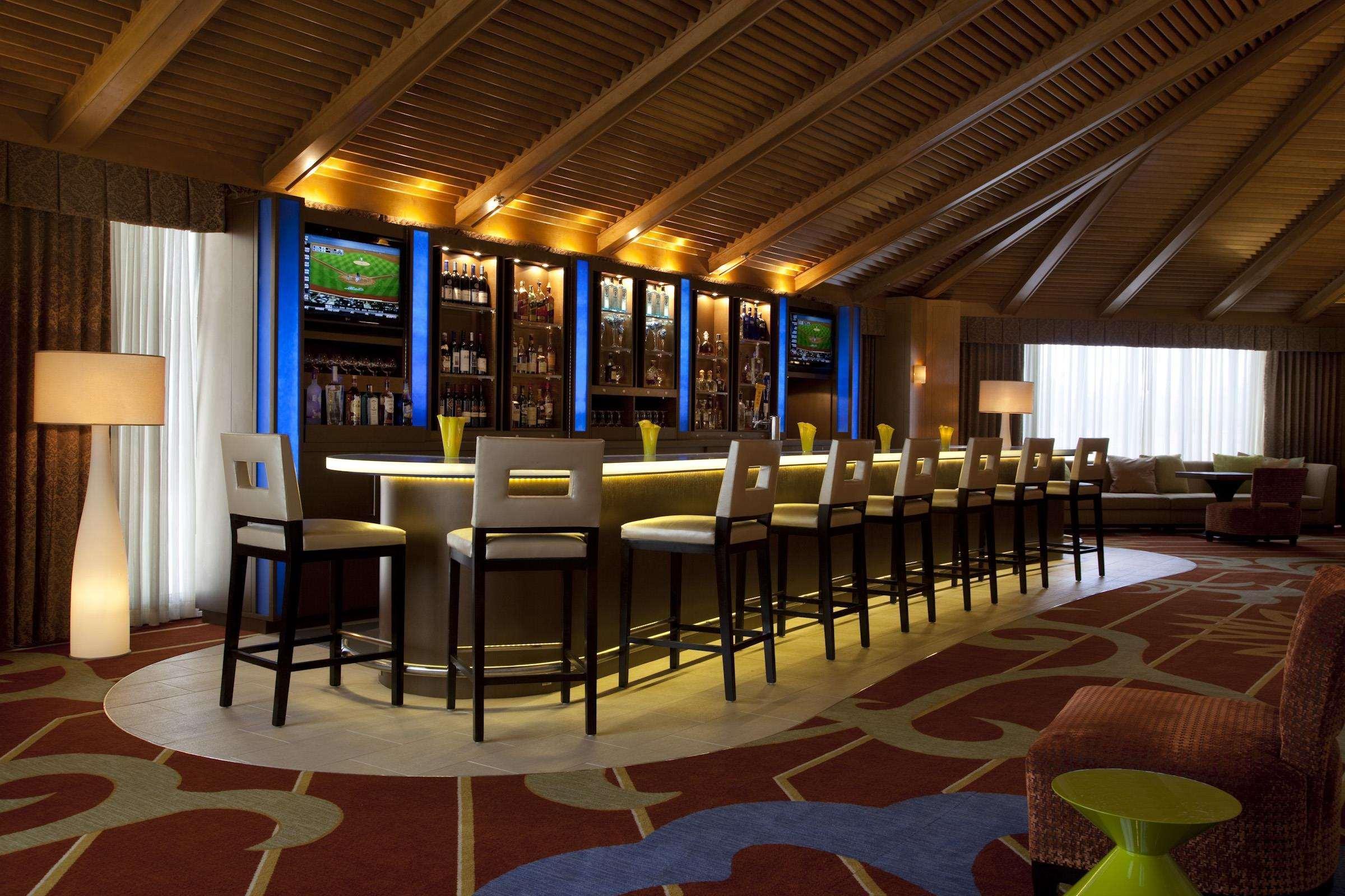 Doubletree By Hilton Hotel Houston Greenway Plaza Exteriér fotografie