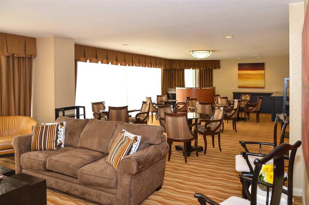 Doubletree By Hilton Hotel Houston Greenway Plaza Exteriér fotografie